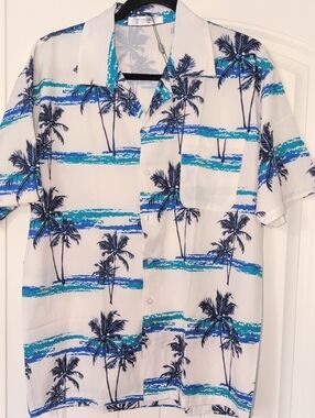 Men's White Palm-Print Short-Sleeve Button-Down Shirt